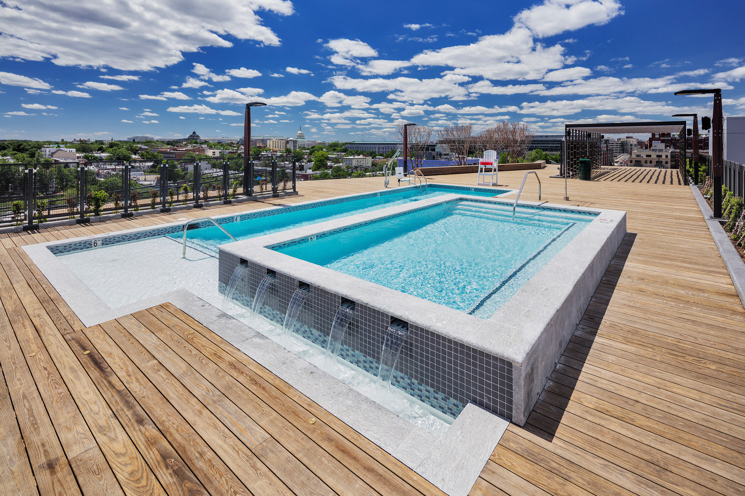 Building Photo - 600 H St NE