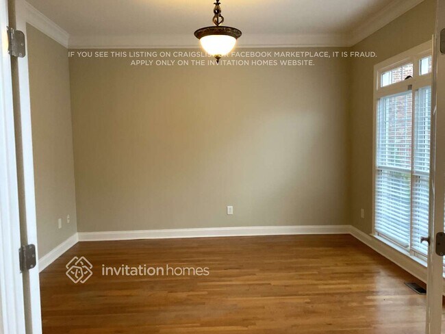 Building Photo - 2807 Great Falls Crossing