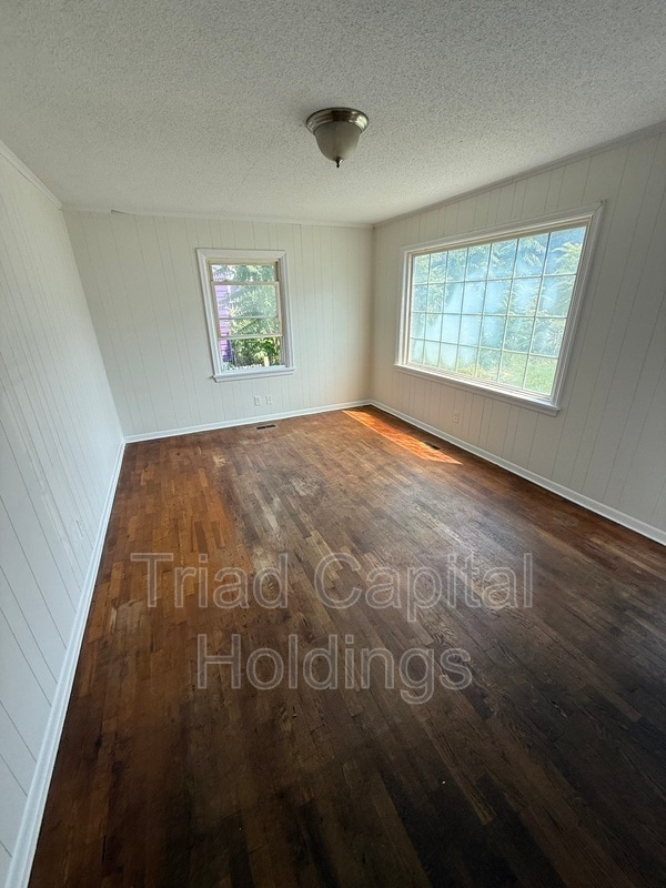 Building Photo - 2822 Thomasville Rd