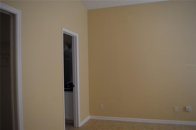 Building Photo - 1714 Fox Glen Ct