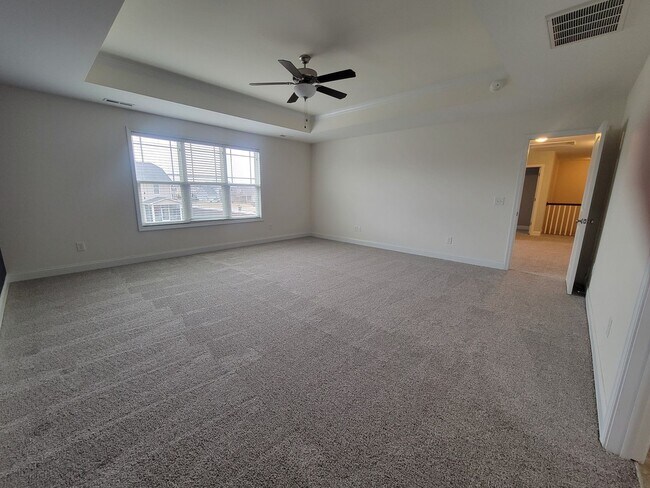 Building Photo - 5 Bedroom 3 Bath Home In Grays Creek