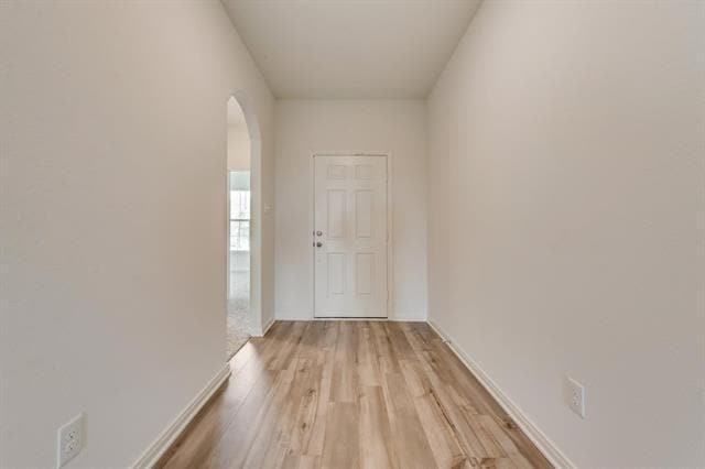 Building Photo - 833 Serena Dr