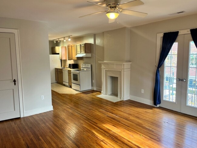 Building Photo - MS E Main Apartments