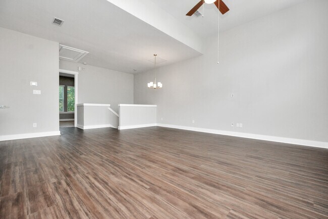 Building Photo - 708 Strawberry Pines Ct