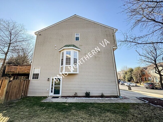 Building Photo - 4647 Flatlick Branch Dr