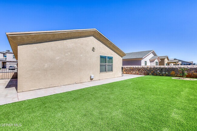 Building Photo - 12441 Polo Norte Dr