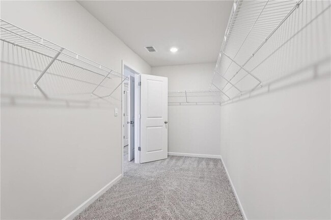 Building Photo - 234 Timberland Ave