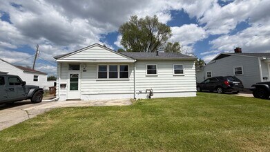 Building Photo - ***NEW ON THE MARKET 4 BEDROOM POINT PLACE HOME....DRIVE BY TO CHECK IT OUT***