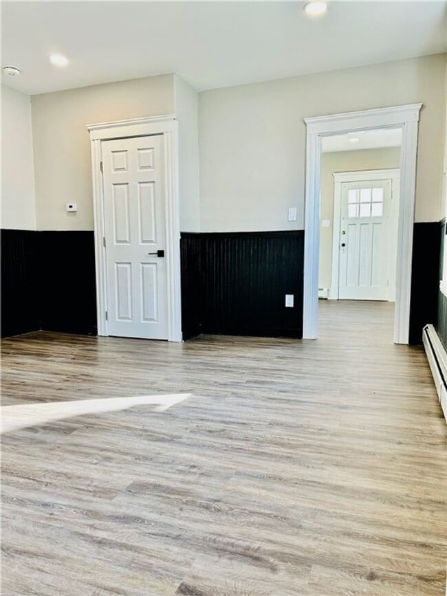 Building Photo - 34 Rutland St