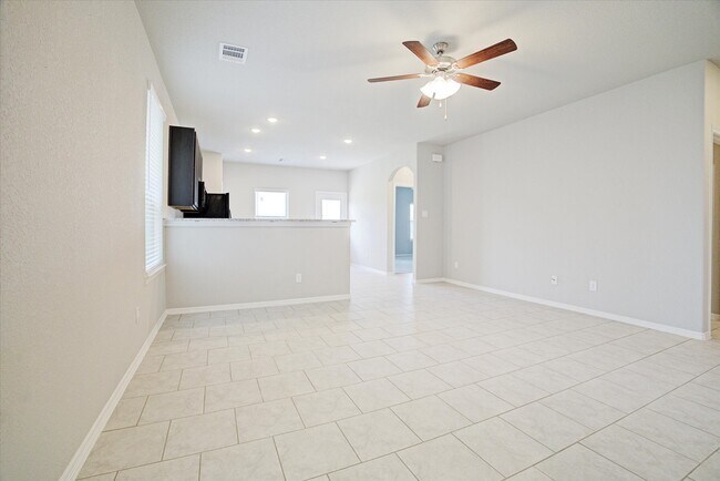 Building Photo - 25830 Northpark Pine Dr