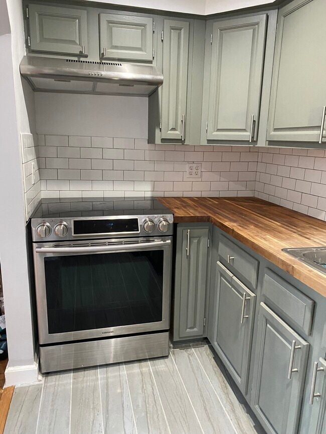 Building Photo - 2311 Maryland Ave