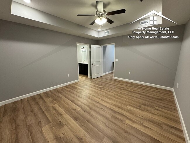 Building Photo - 2610 N Bluff St