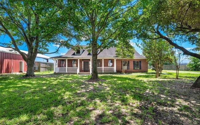 Building Photo - 20240 Cypress Rose Hill Rd