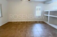 Building Photo - Beautiful 3-bedrooms, 2.5-baths home in th...