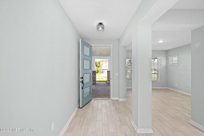Building Photo - 812 Windley Dr