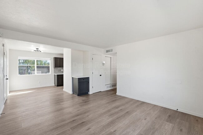 Building Photo - 3601 S Calle Polar