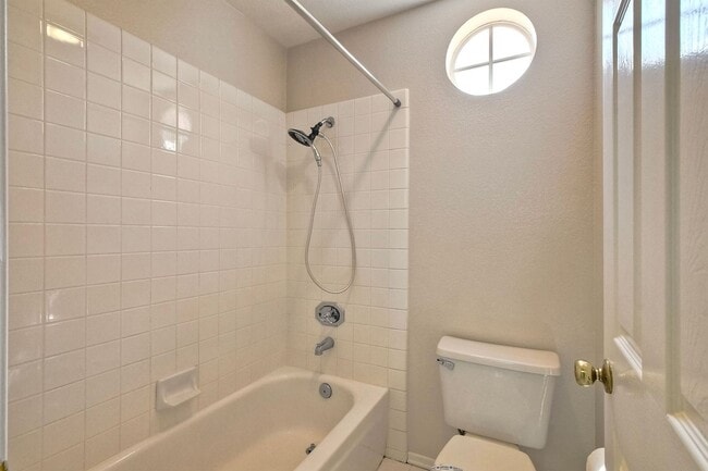 Building Photo - 4636 Doral Ct