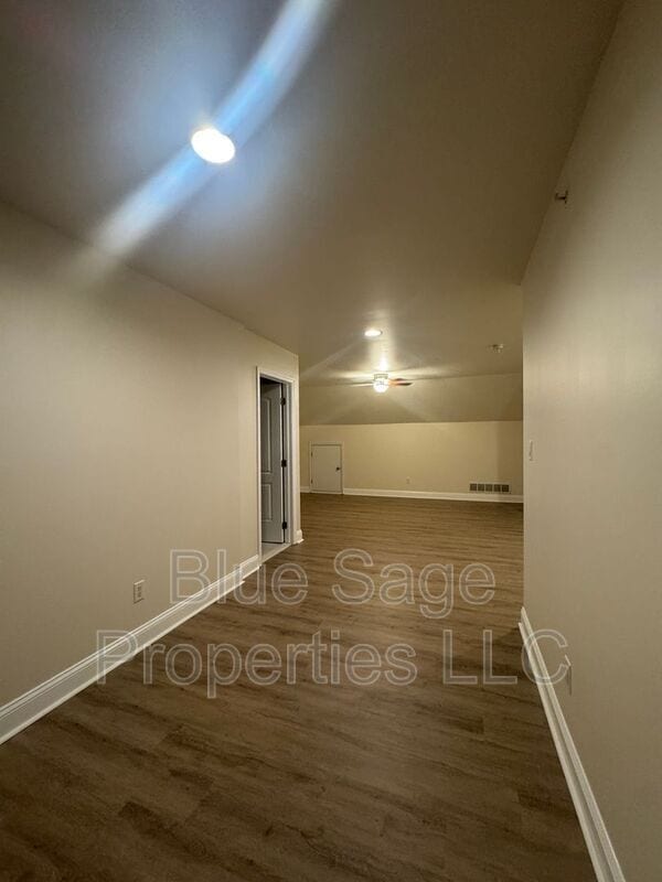 Building Photo - 432 E Baltimore Ave