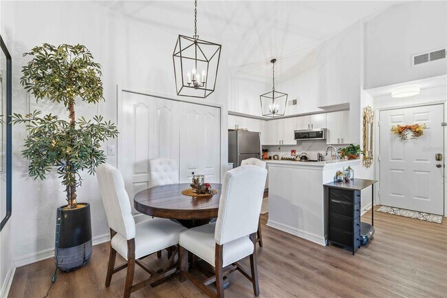 Building Photo - 4110 Central Sarasota Pkwy