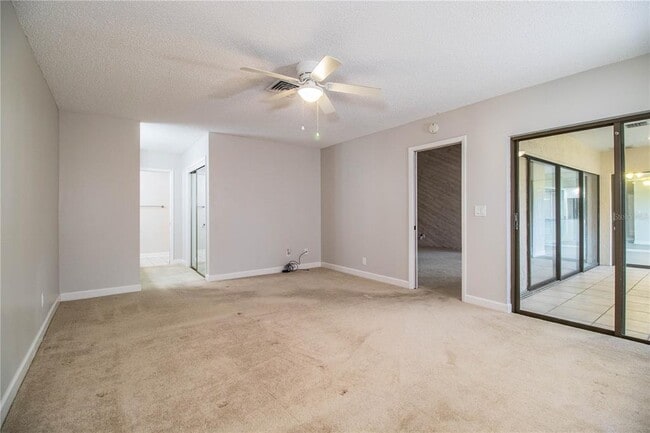 Building Photo - 4315 Creekwood Ln