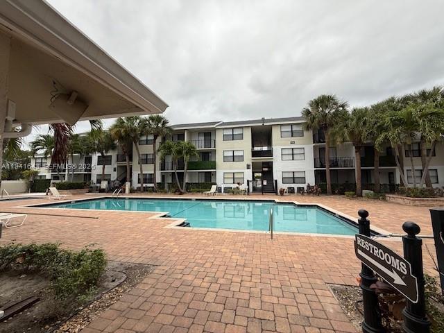 Building Photo - 760 Executive Center Dr