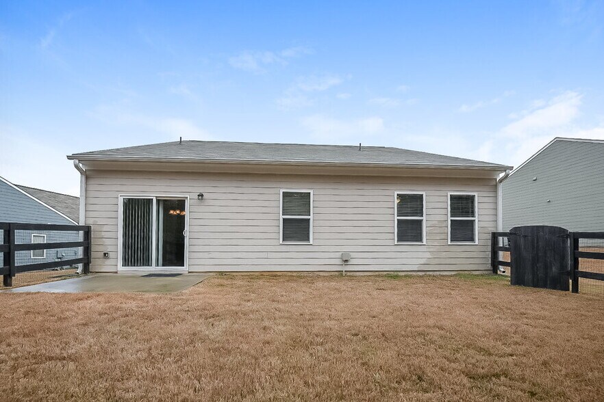 Building Photo - 13 Easy Goer Ct