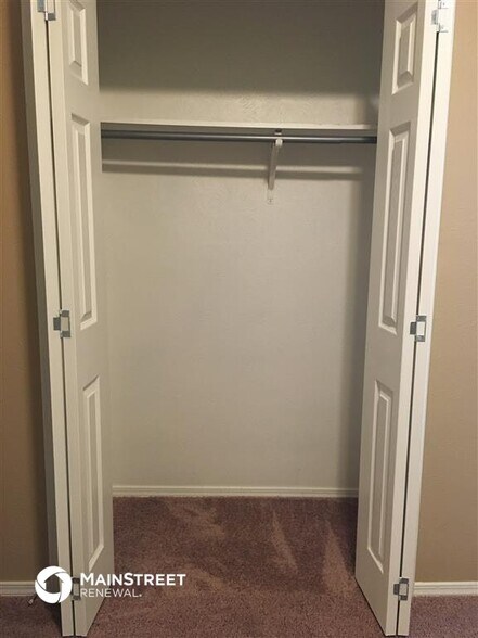 Building Photo - 508 Nora Ln