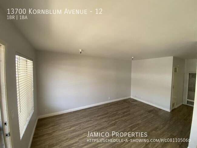 Building Photo - 13700 Kornblum Ave.
