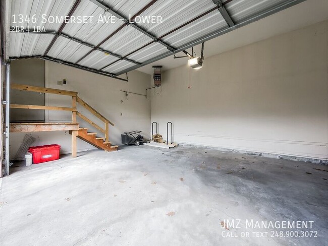 Building Photo - 1346 Somerset Ave