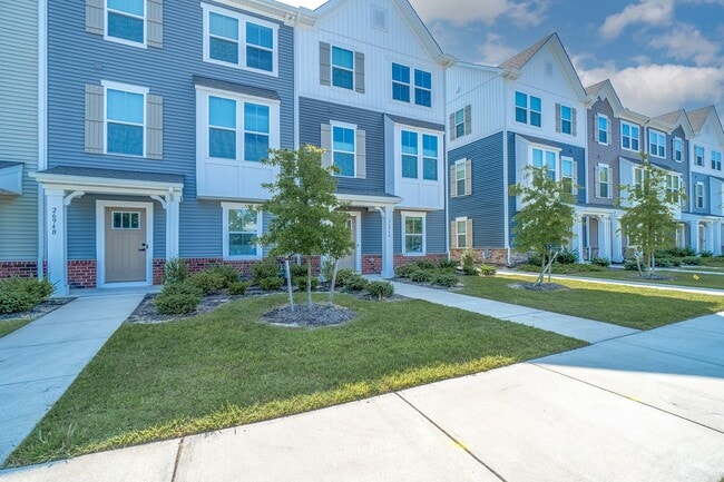 Building Photo - 2694A Azalea Garden Road