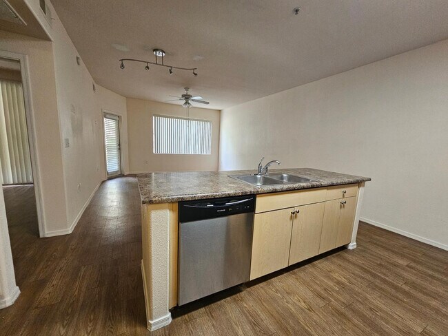 Building Photo - 18416 N Cave Creek Rd