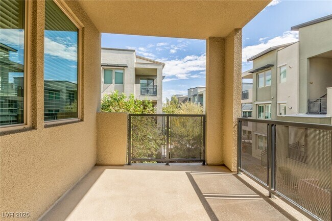 Building Photo - 11257 Rainbow Peak Ave