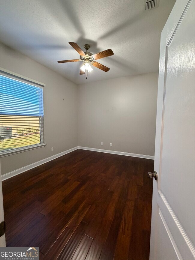 Building Photo - 108 Heron's Nest Cir