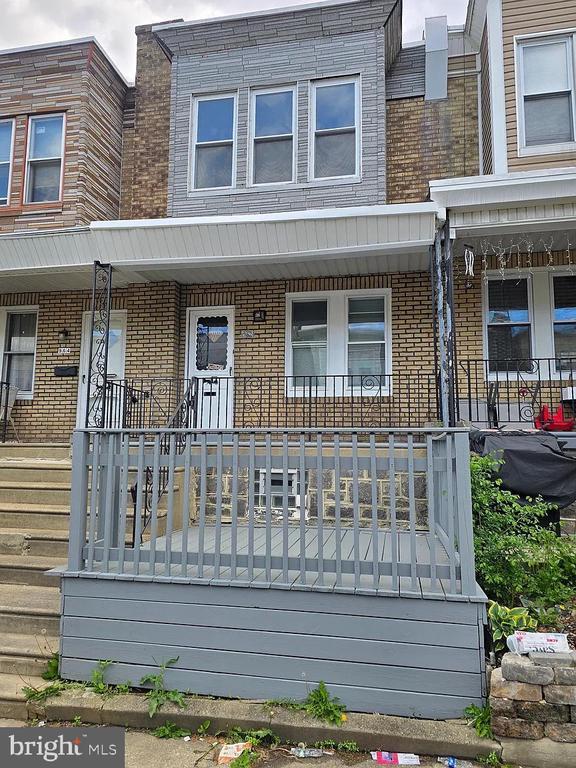 Building Photo - 962 Carver St