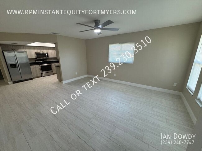 Building Photo - 3608 SW 7th Pl