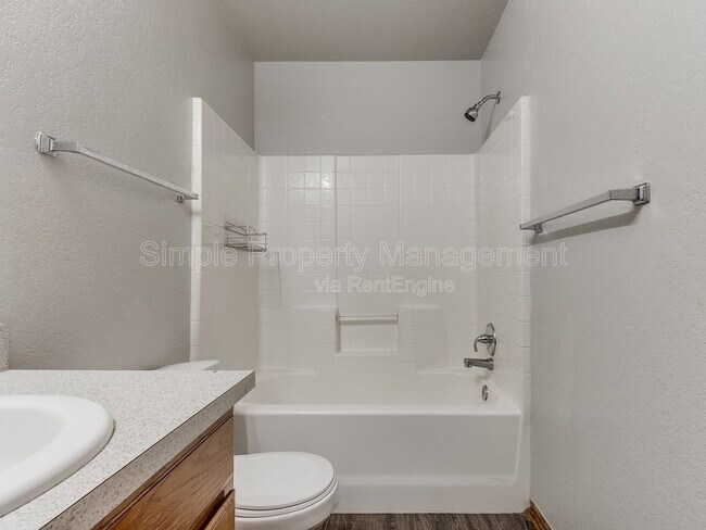 Building Photo - 3221 SW 103rd Pl