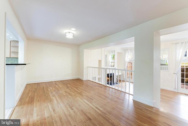 Building Photo - 8509 Jeffersonian Ct