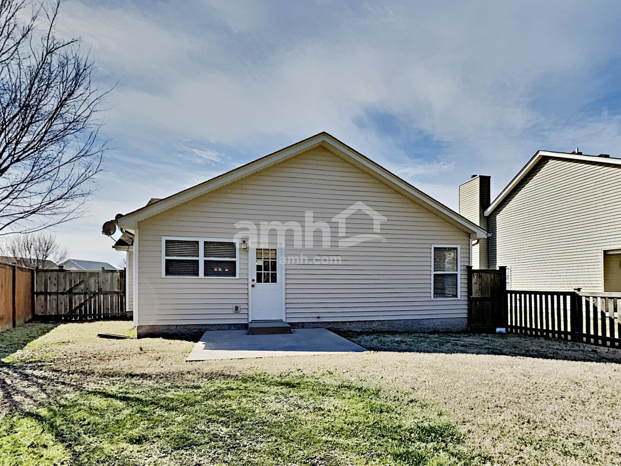 Building Photo - 2207 Erin Ln