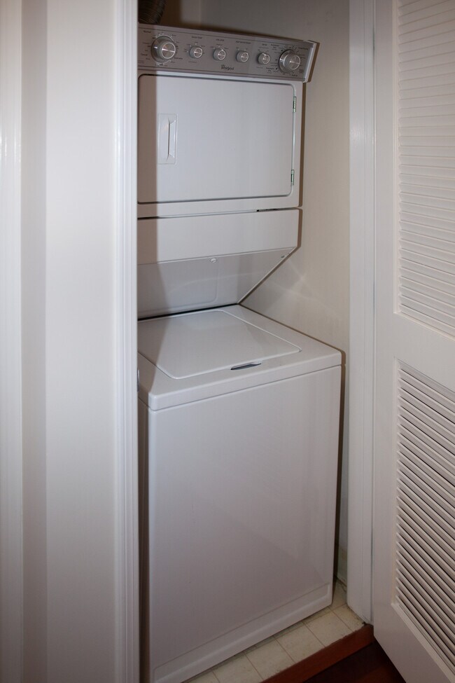 Building Photo - 199 New Montgomery St