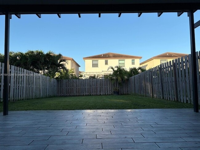 Building Photo - 25282 SW 108th Ave