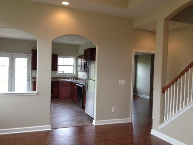 Building Photo - 3305 Sweet Clover Ln