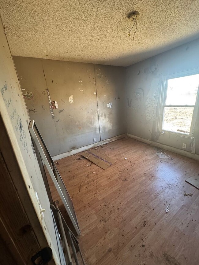 Building Photo - 3 BR 2 Bath 1,680 sq ft doublewide mobile ...