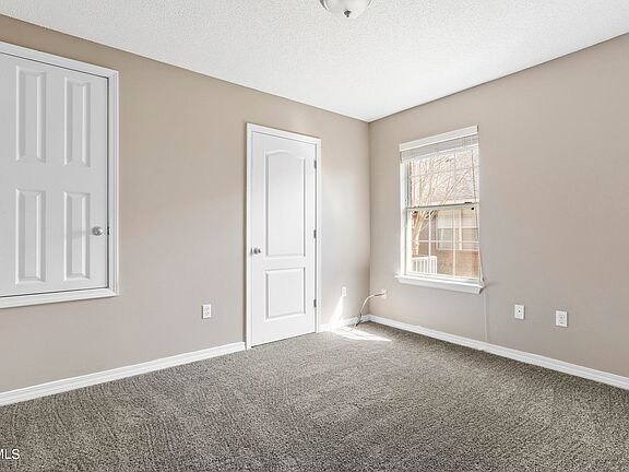 Building Photo - 15095 Cedar Springs Dr