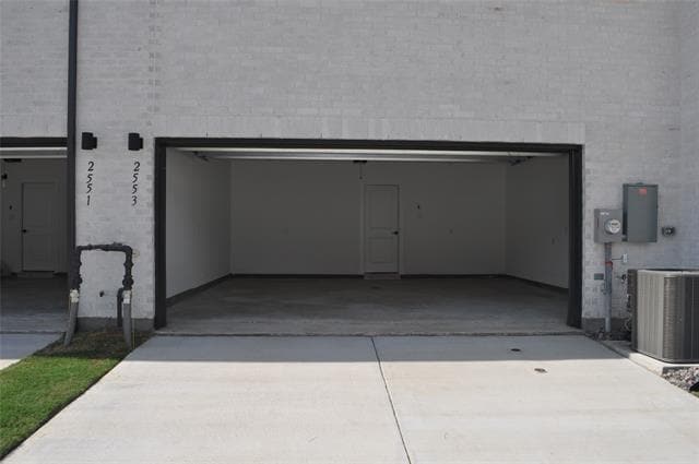 Building Photo - 2553 Huxley Mews