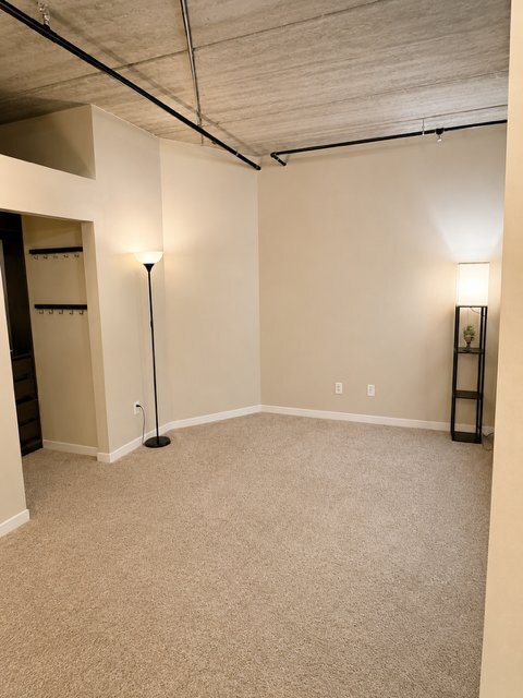 Building Photo - 66 Winder St