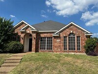 Building Photo - 3805 Pine Valley Dr