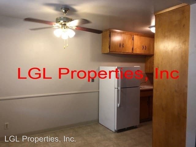 Building Photo - 4411 Del Rio Rd