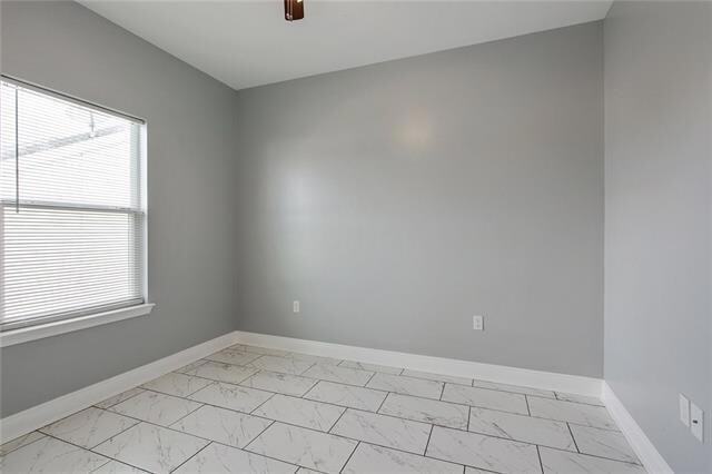 Building Photo - 55 Carriage Ln