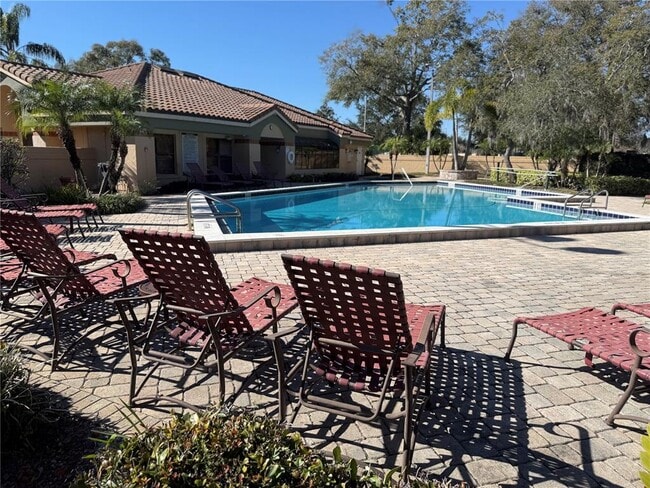 Building Photo - 7522 Sugar Bend Dr