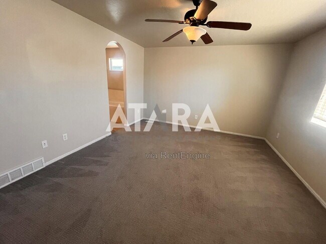 Building Photo - 754 Stonne Ln